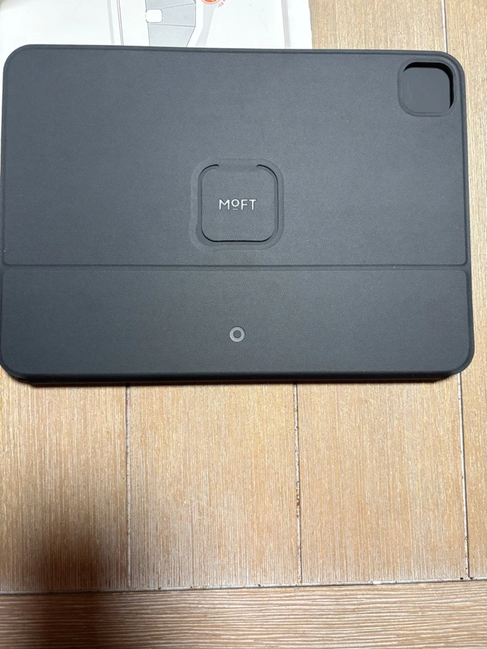 N/A sleek black